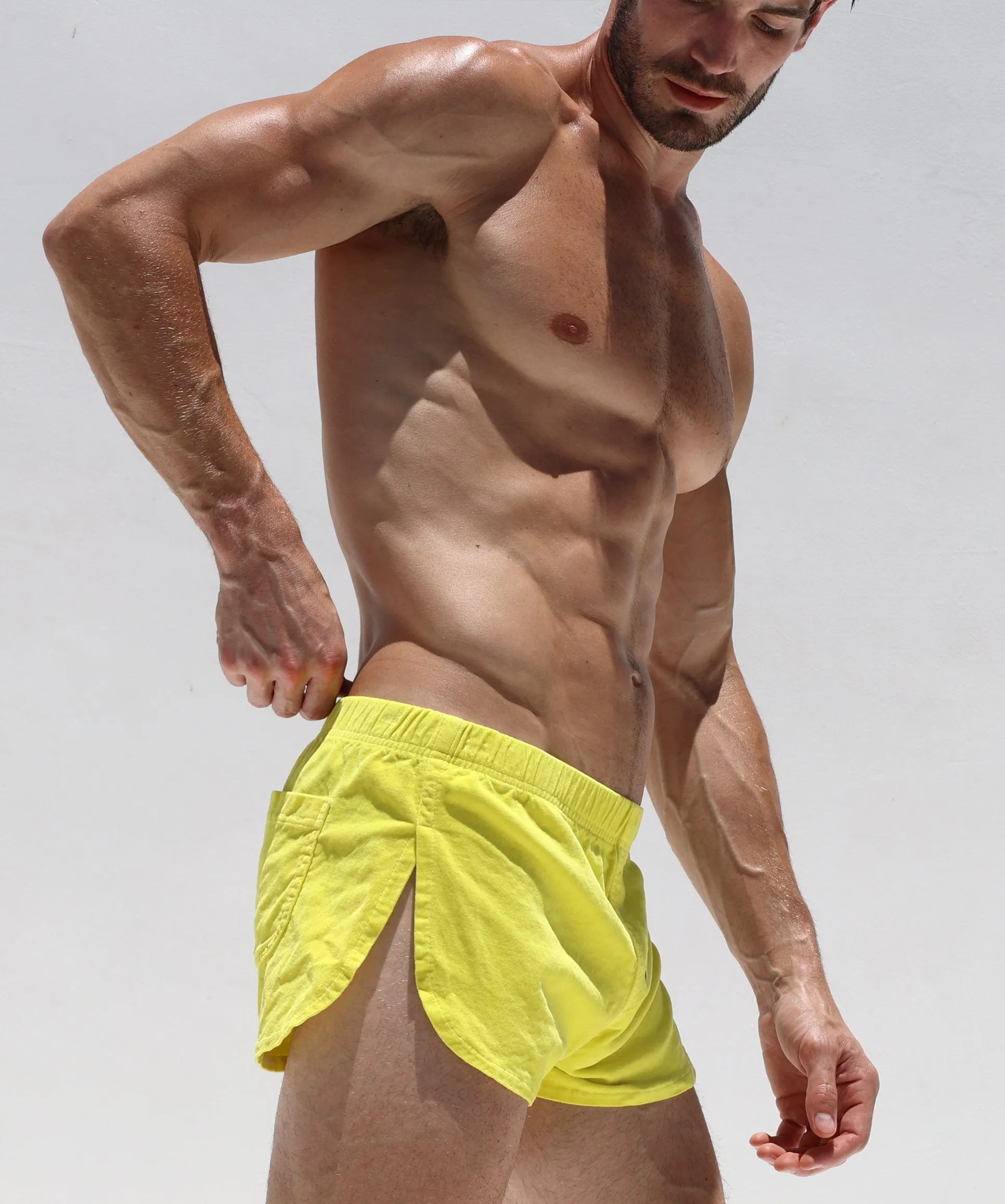 LEE YELLOW