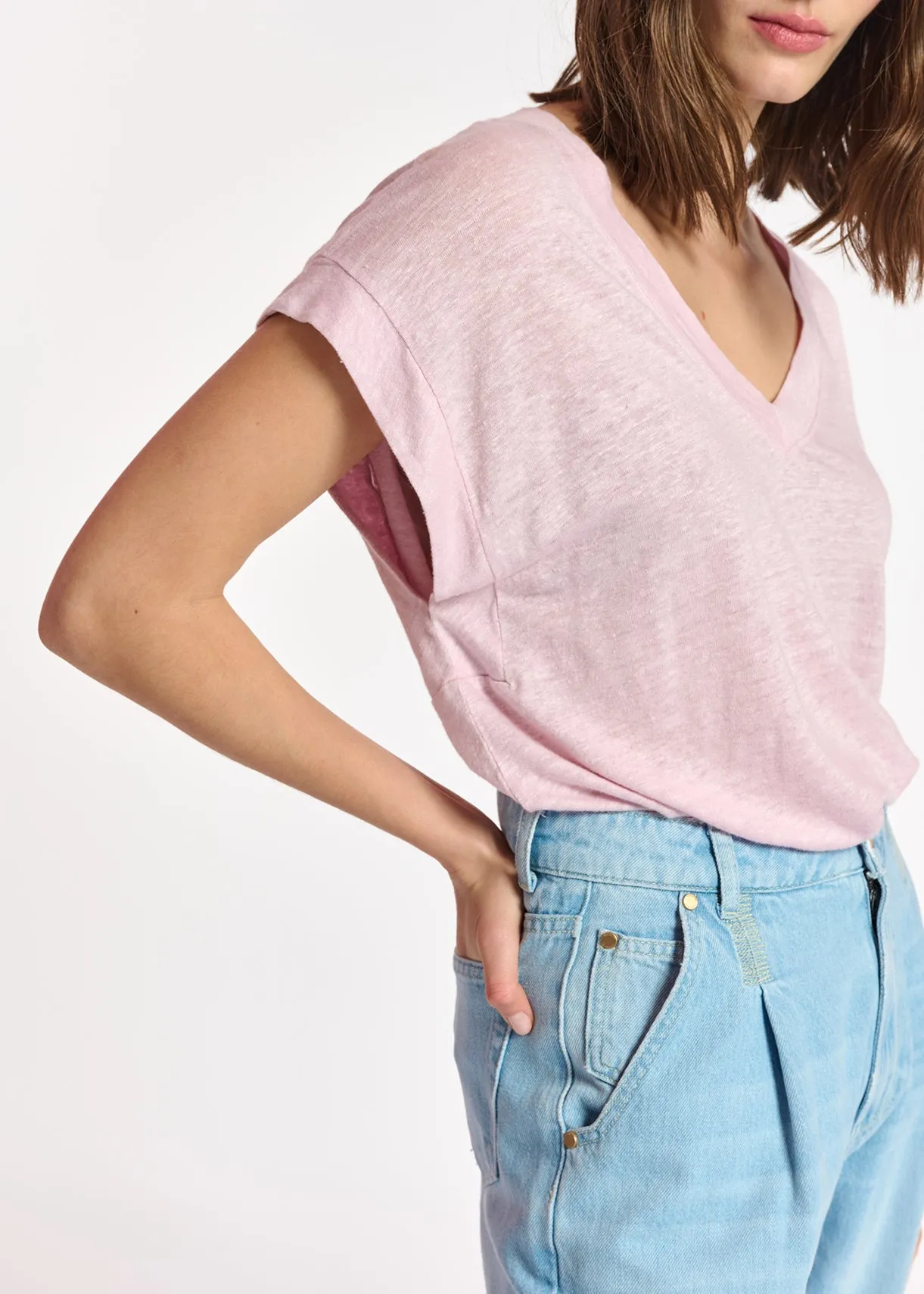 Lilac linen v-neck t-shirt