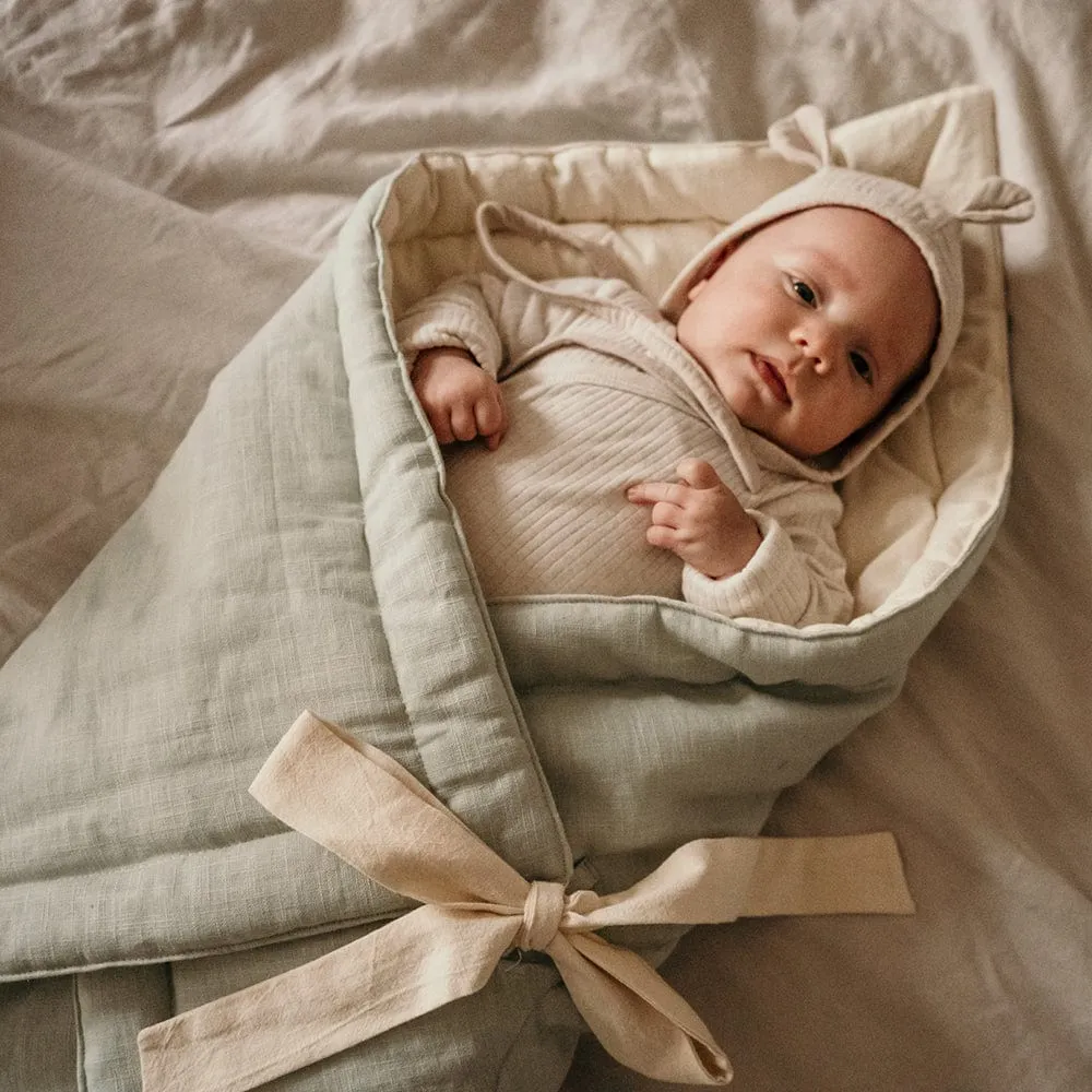 Linen Bloom Baby Horn Padded Linen Blanket - Mint