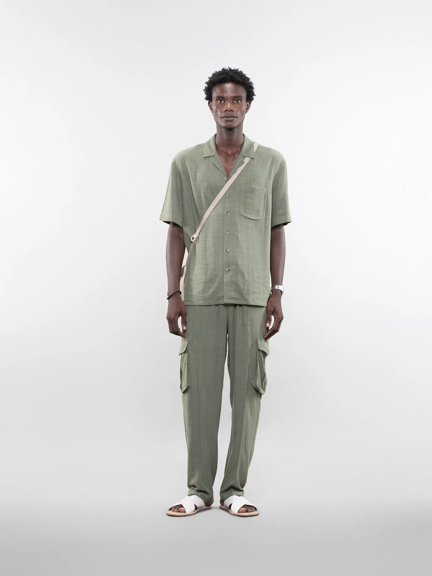 Linen cargos