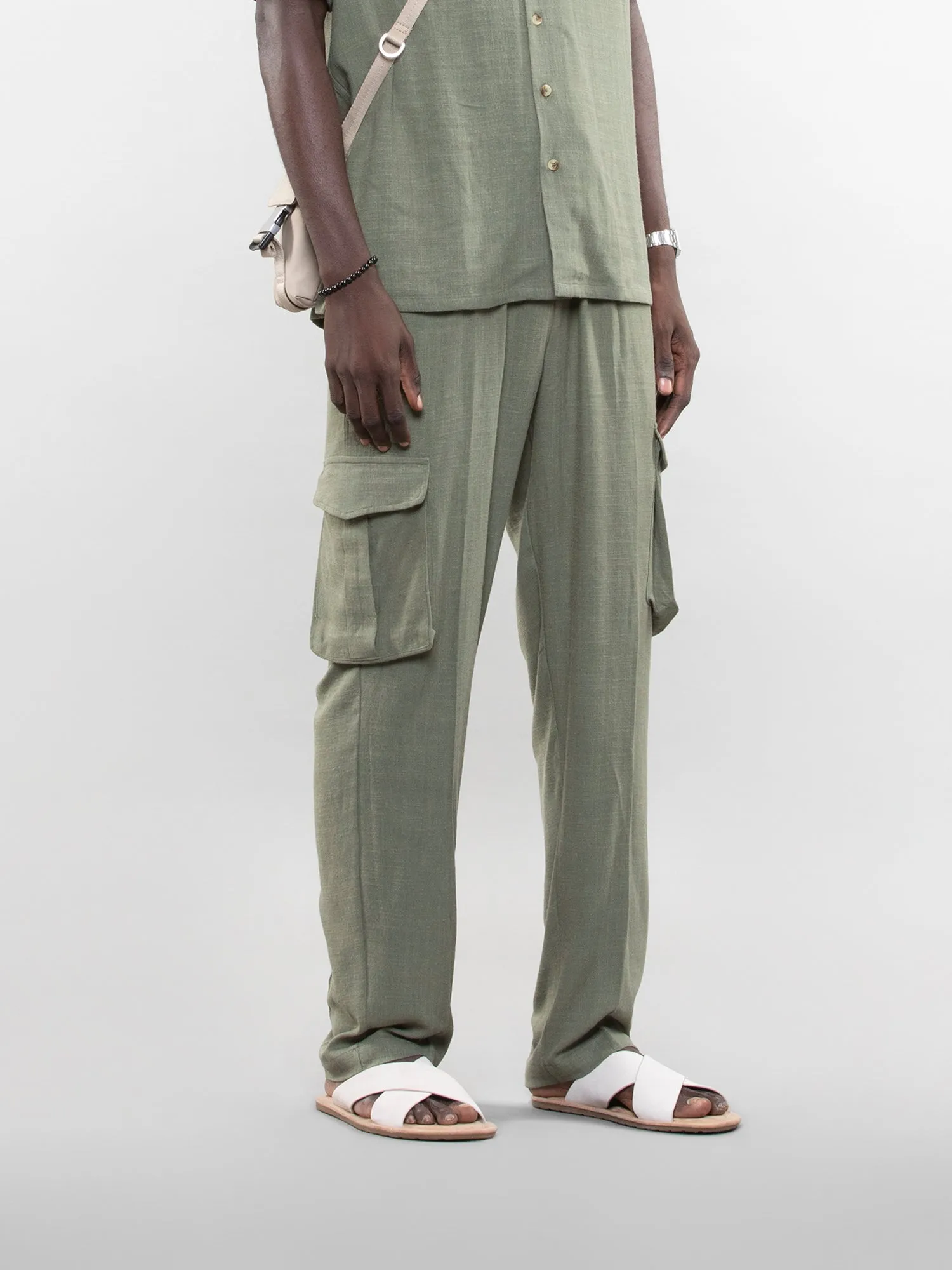 Linen cargos
