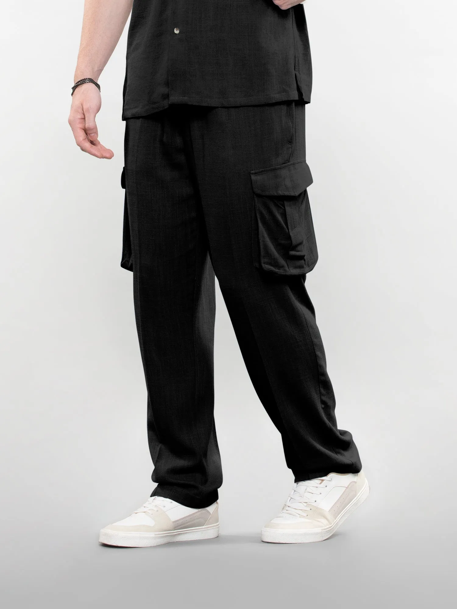 Linen cargos