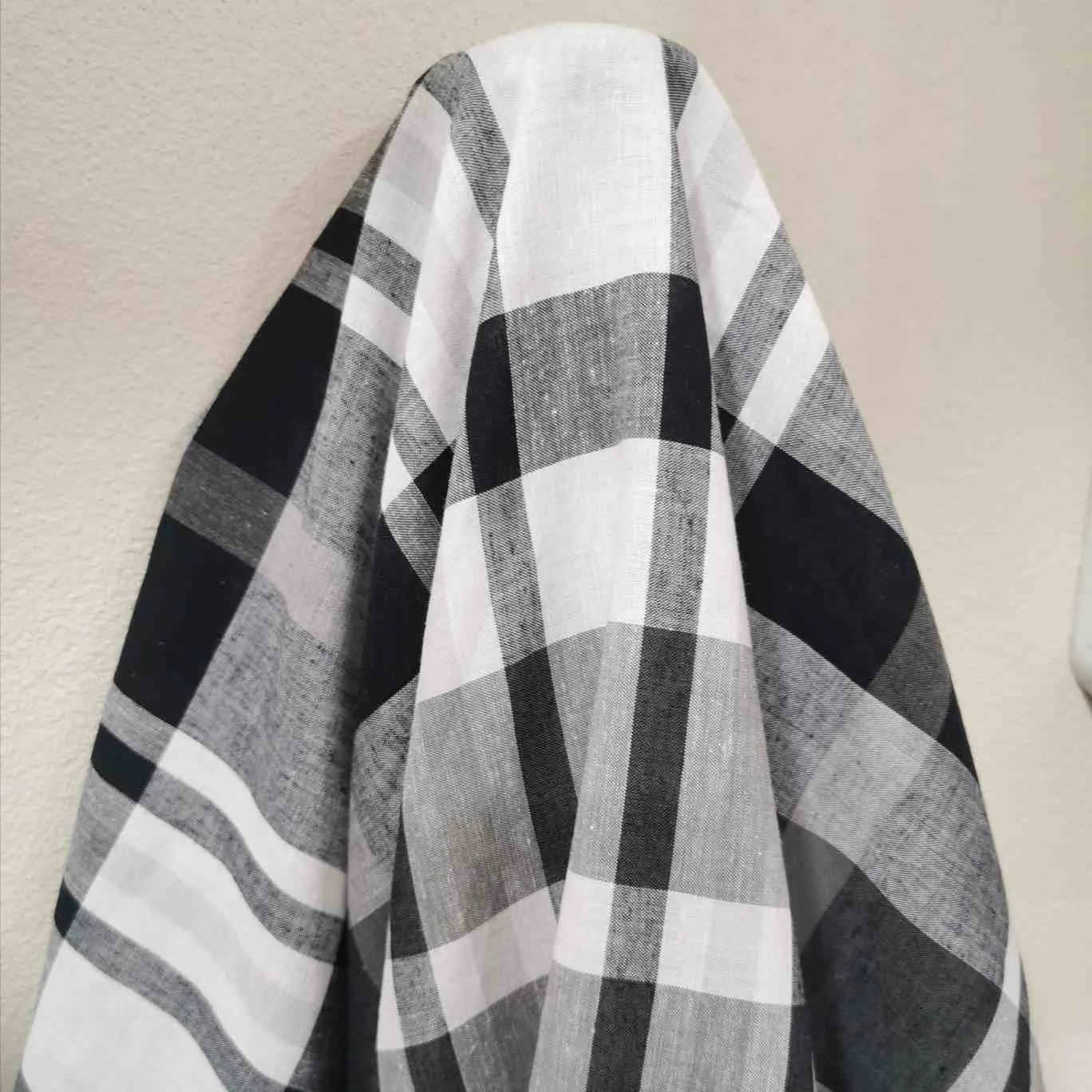 Linen Cotton Blend, Check In, Black