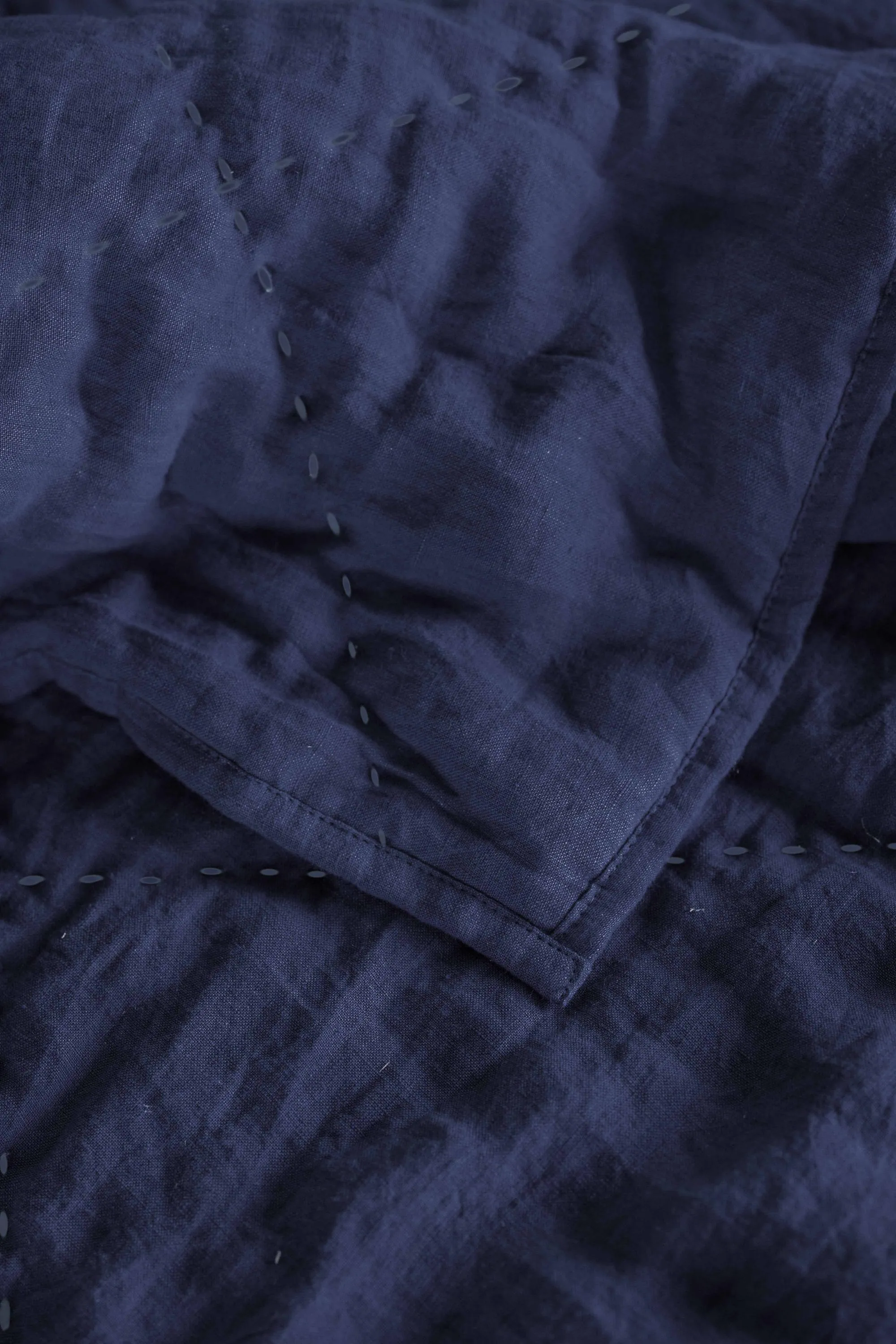 Linen Monotone Hand Quilted Quilt-Indigo Blue