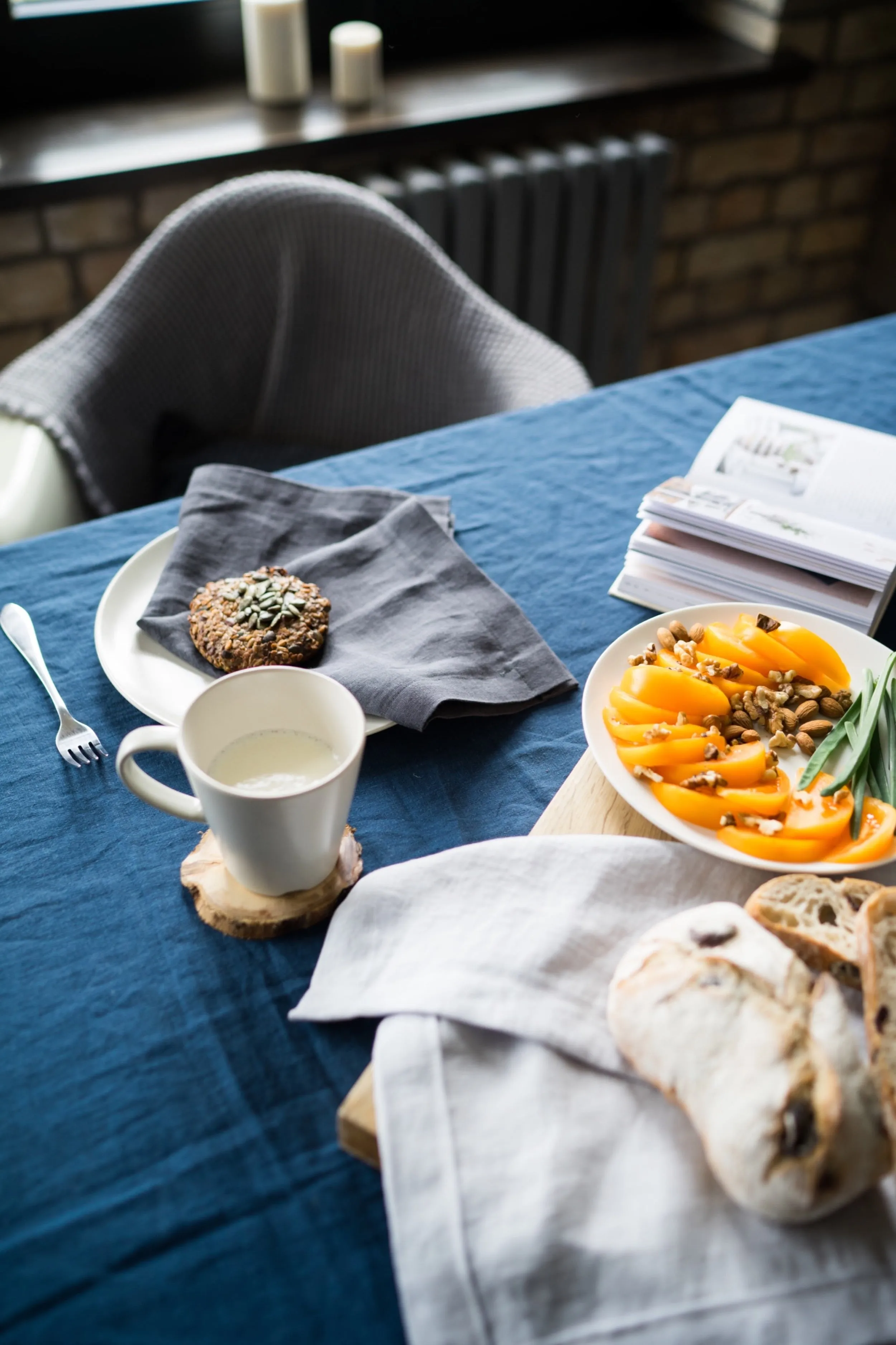 Linen tablecloth - dark blue