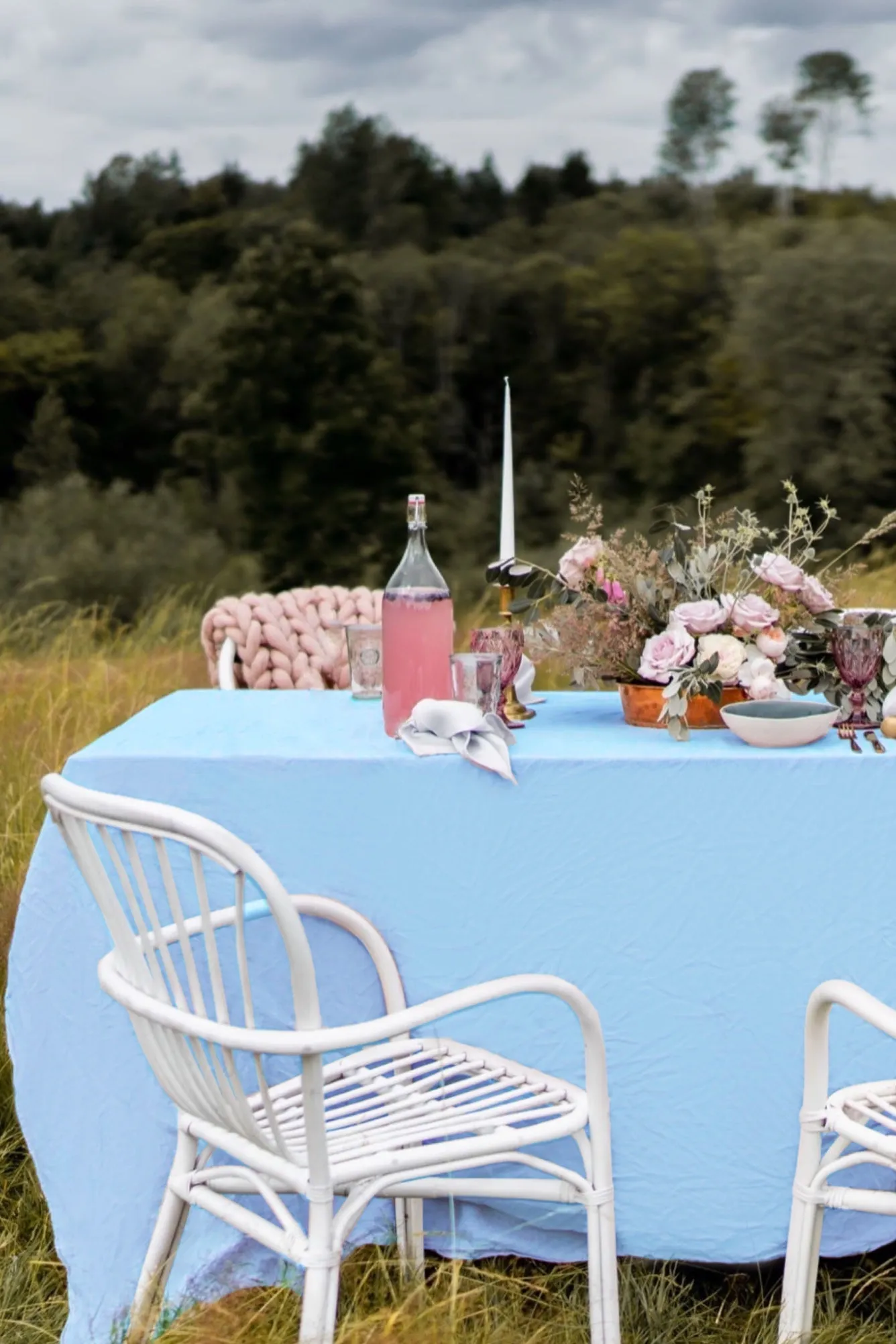 Linen tablecloth - light blue