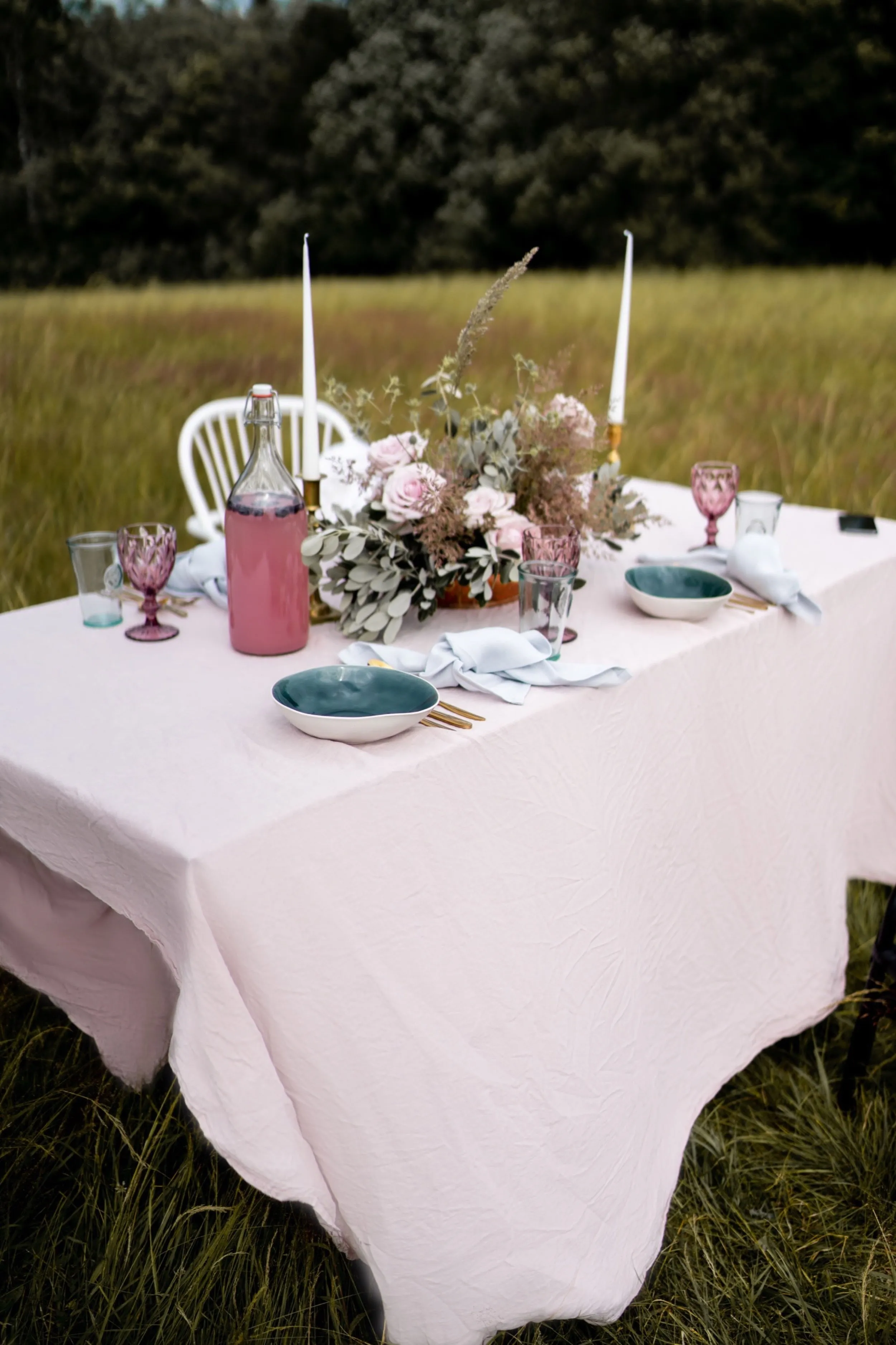 Linen tablecloth - pink