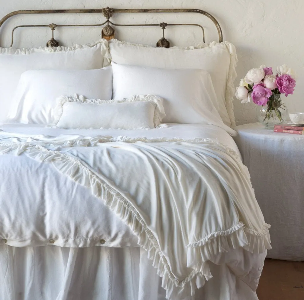 Loulah Throw Blanket - Winter White
