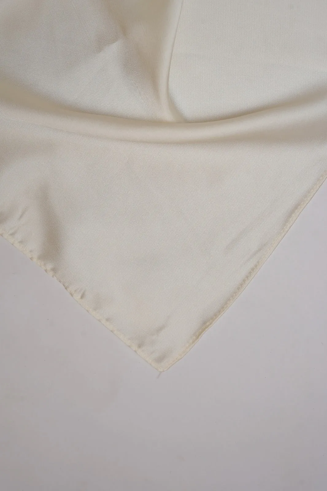 Luxe satin Silk-Cream