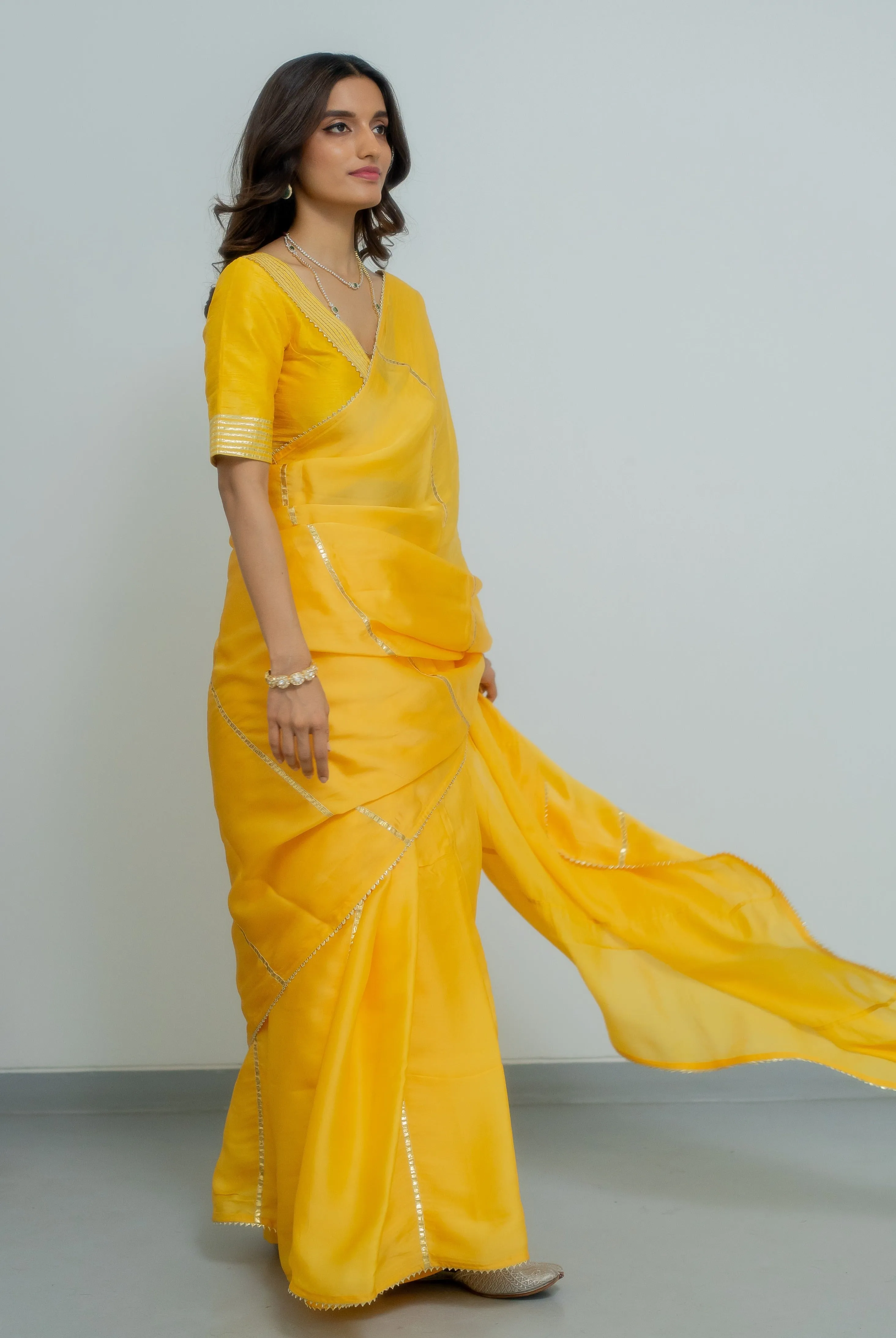 Madhubala Saree Set