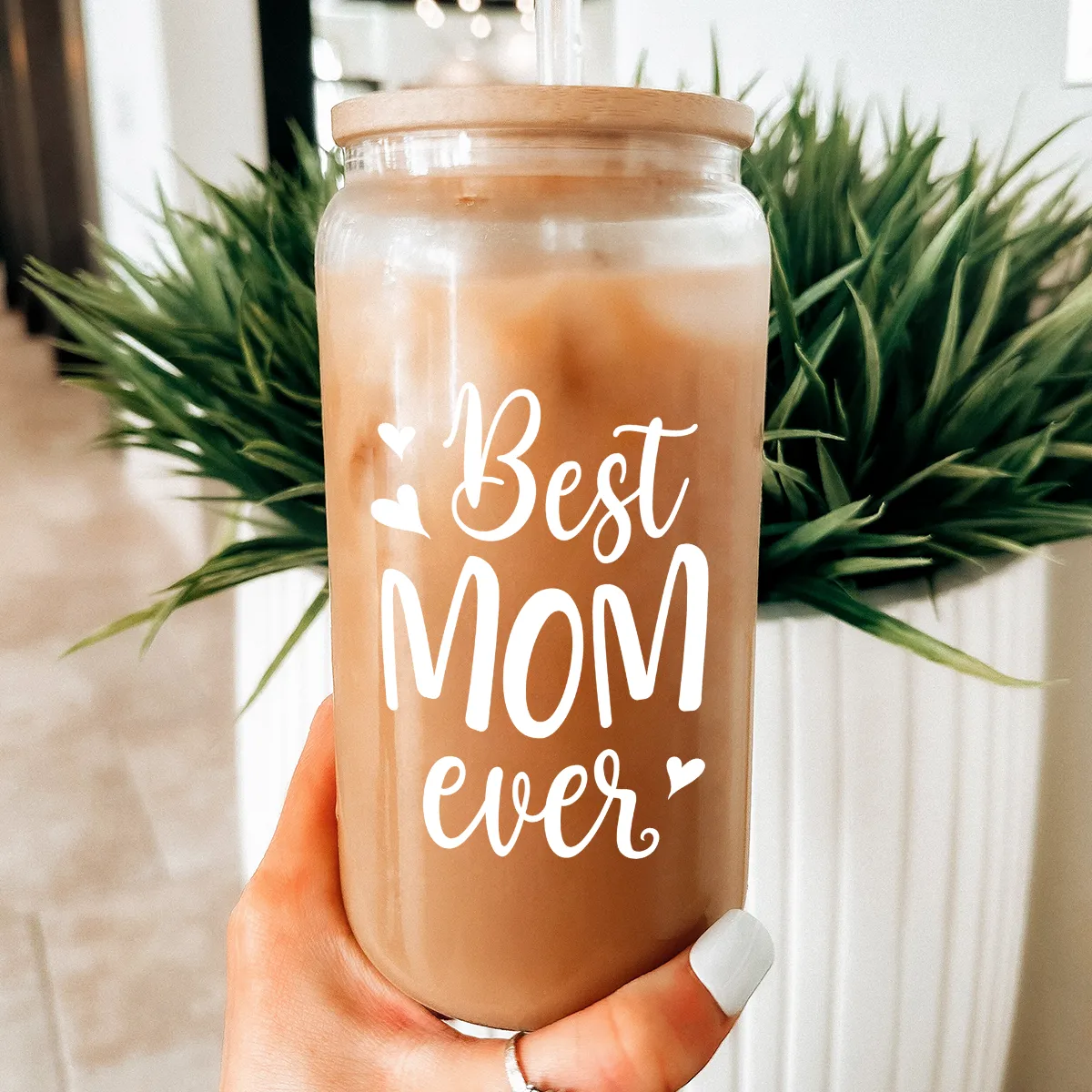 Mom 16 Oz Can Glass Coffee Cup with Bamboo Lid & Straw - Mothers Gift Gifts for from Daughter Son on Birthday Mothers Day Valentines