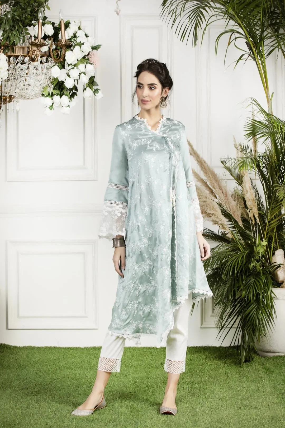 Mulmul Dandelion Kurta White Fern Pyjamas