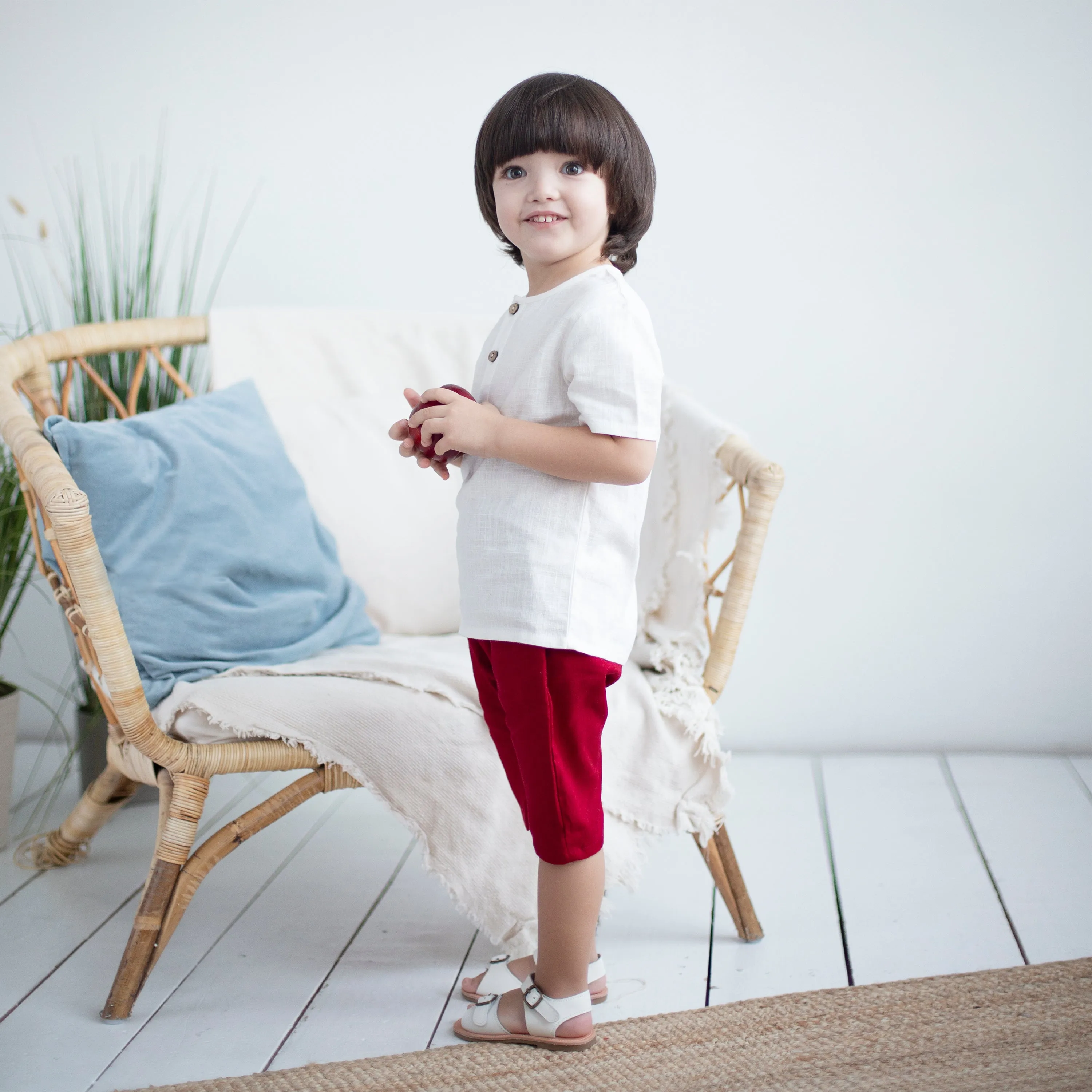Noah Linen Set - White   Merlot