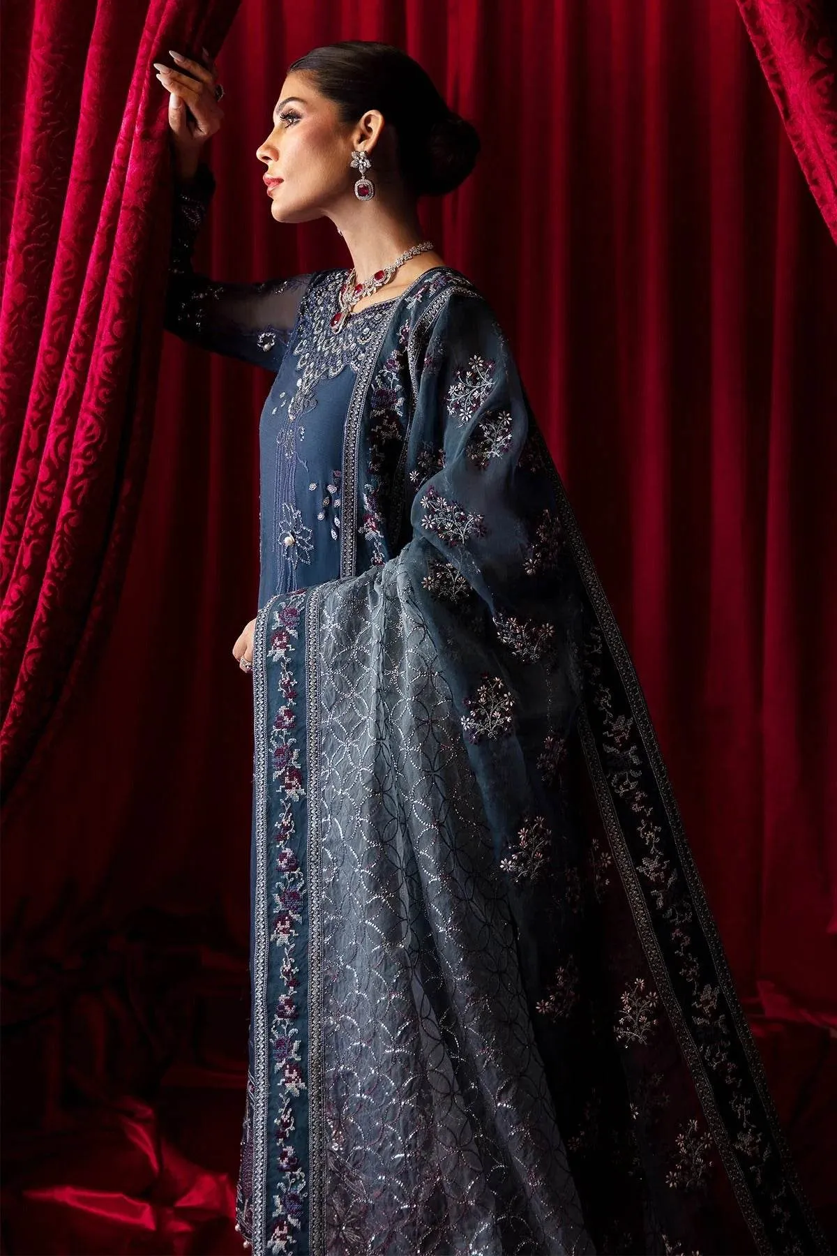 Nureh Elanora Embroidered Luxury 3pcs