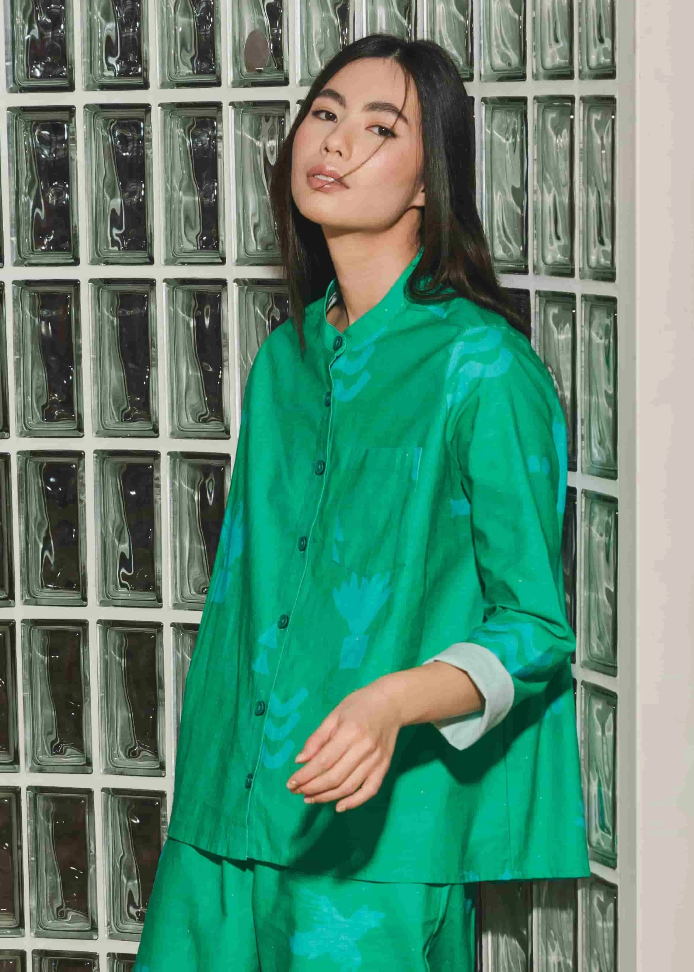 Organic Cotton and Linen Shirt in Meadow Flow