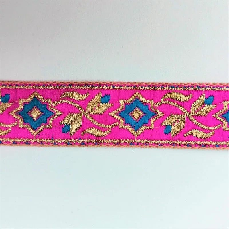 Pinkish fuchsia Indian woven saree border - Banarasi border