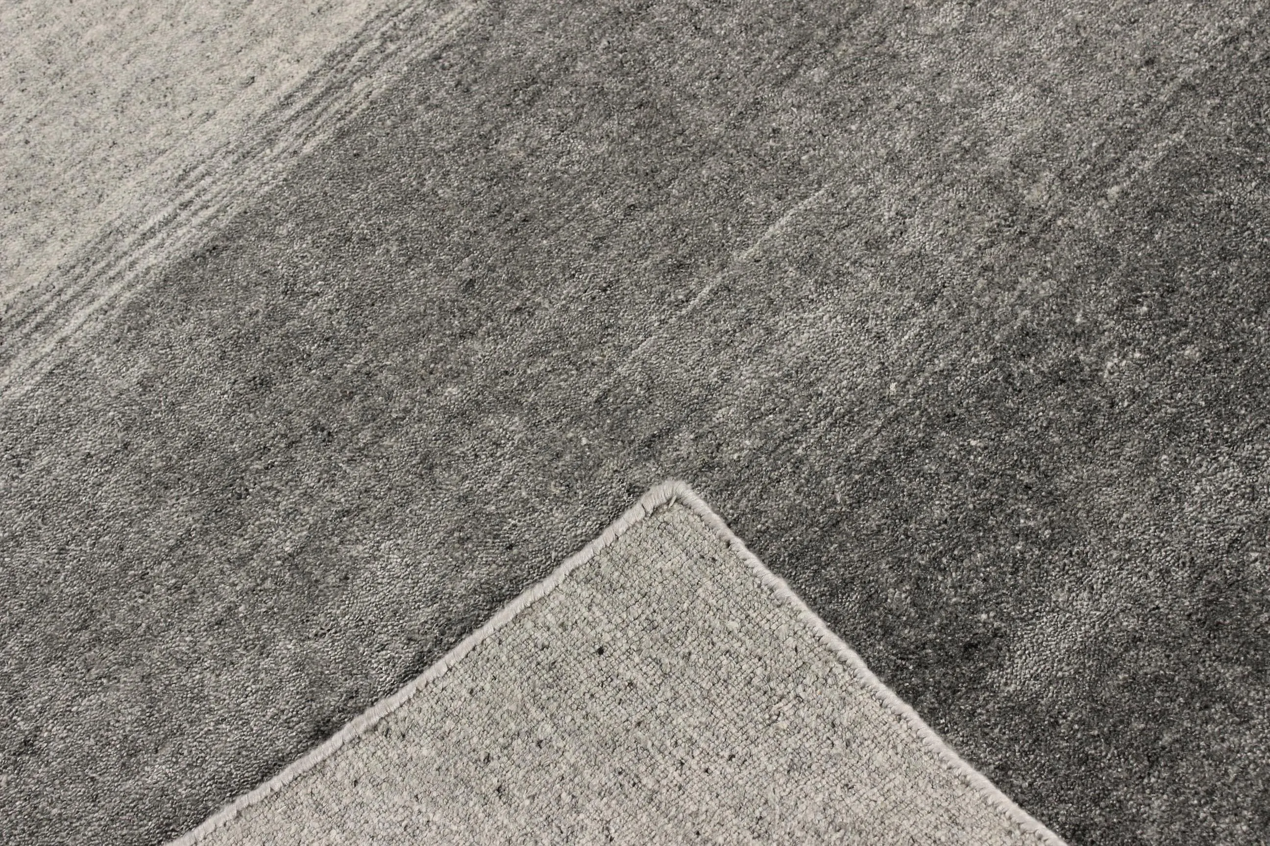 Platinum Grid Grey