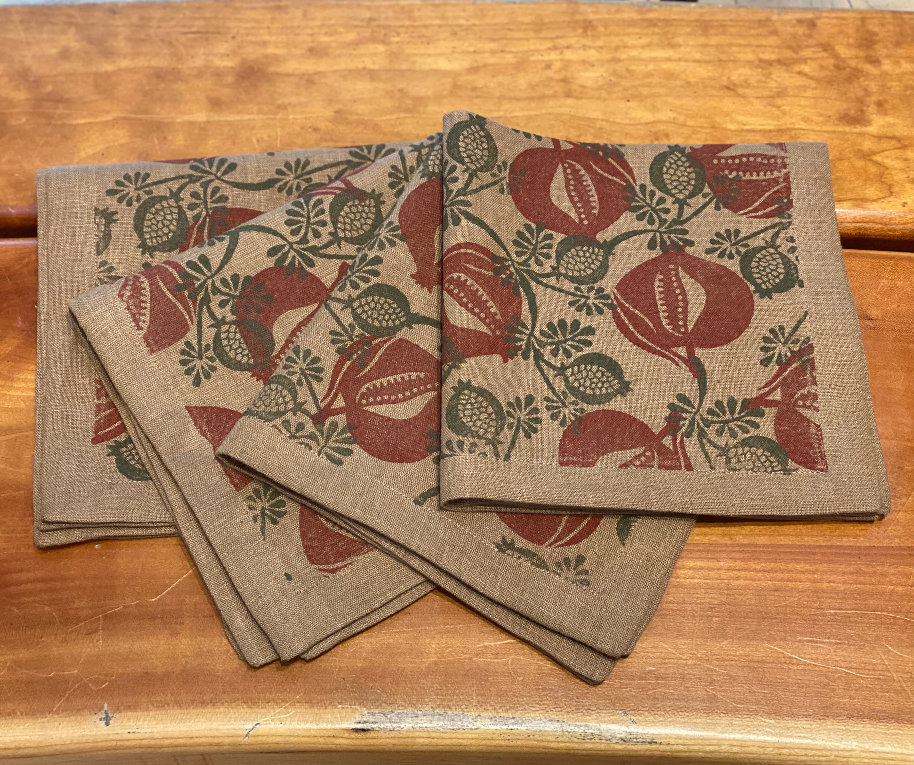 Pomegranate Dinner Napkin Set