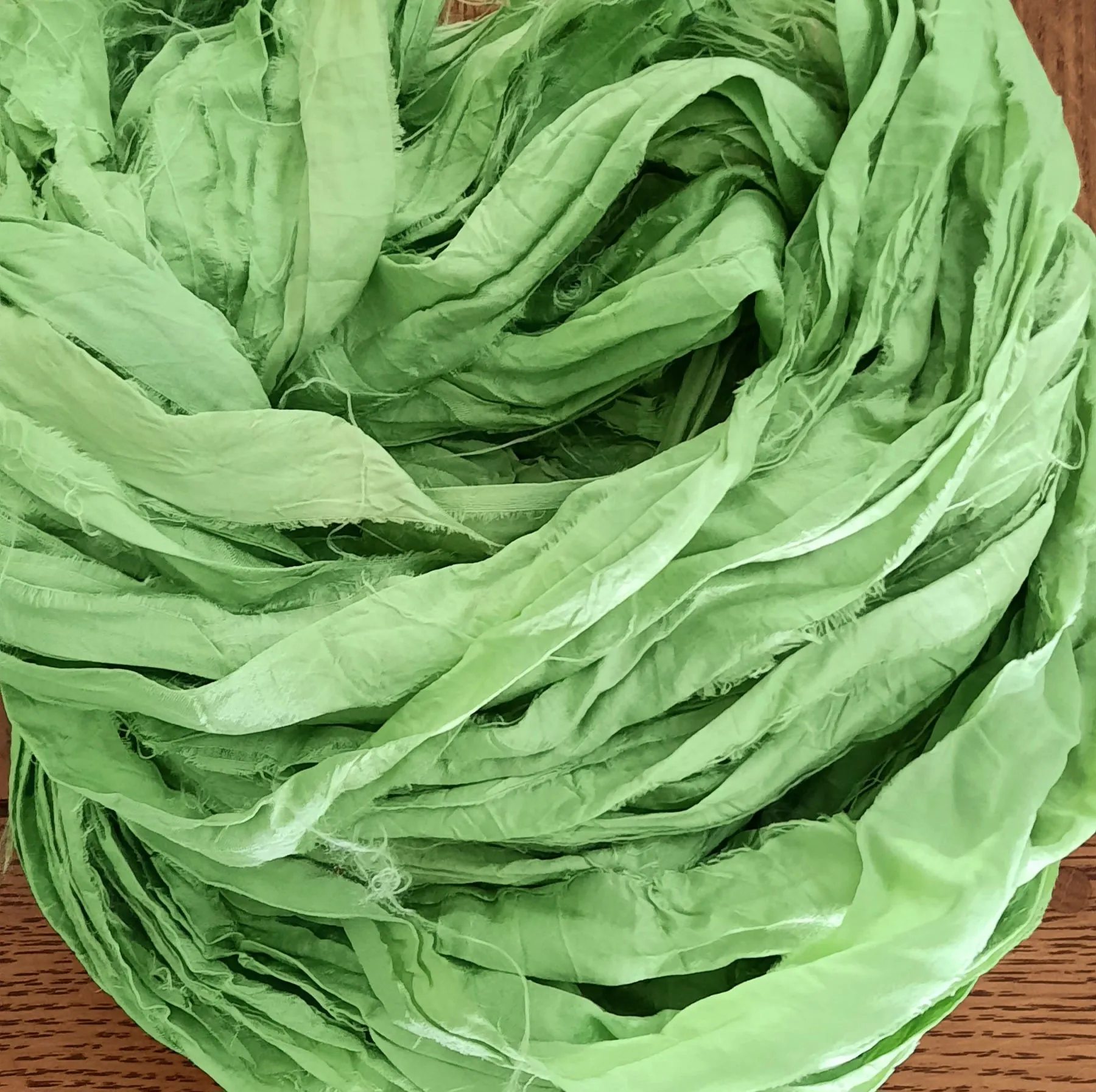 Premium Sari Silk Ribbon "Spring Green"