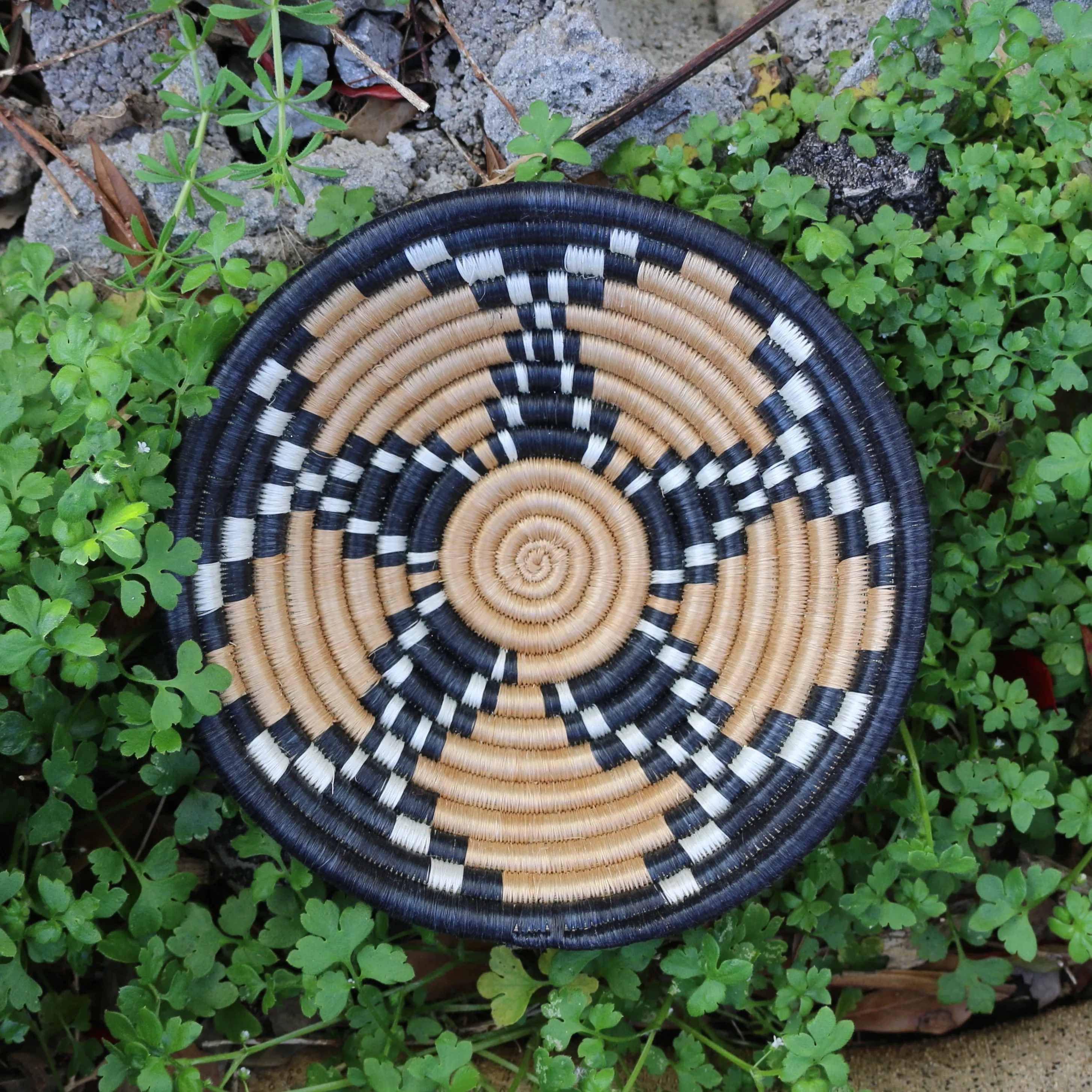 Rwanda Basket (small)