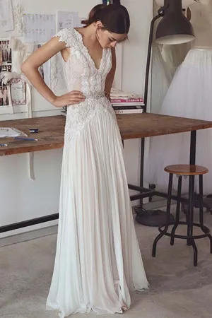 Simple Open Back With Lace Appliques Floor Length Wedding Dresses
