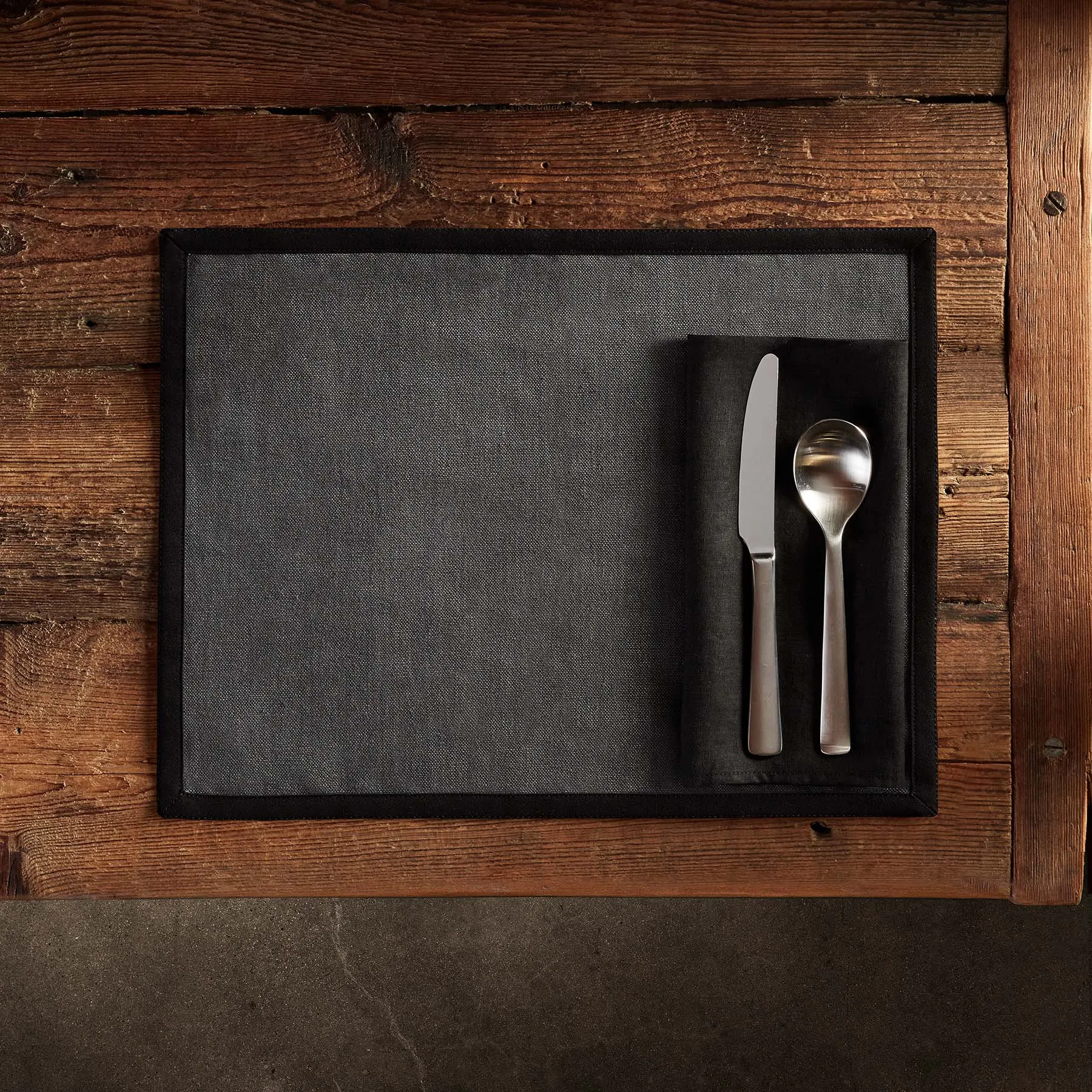 Solid Linen Table Napkin - Black