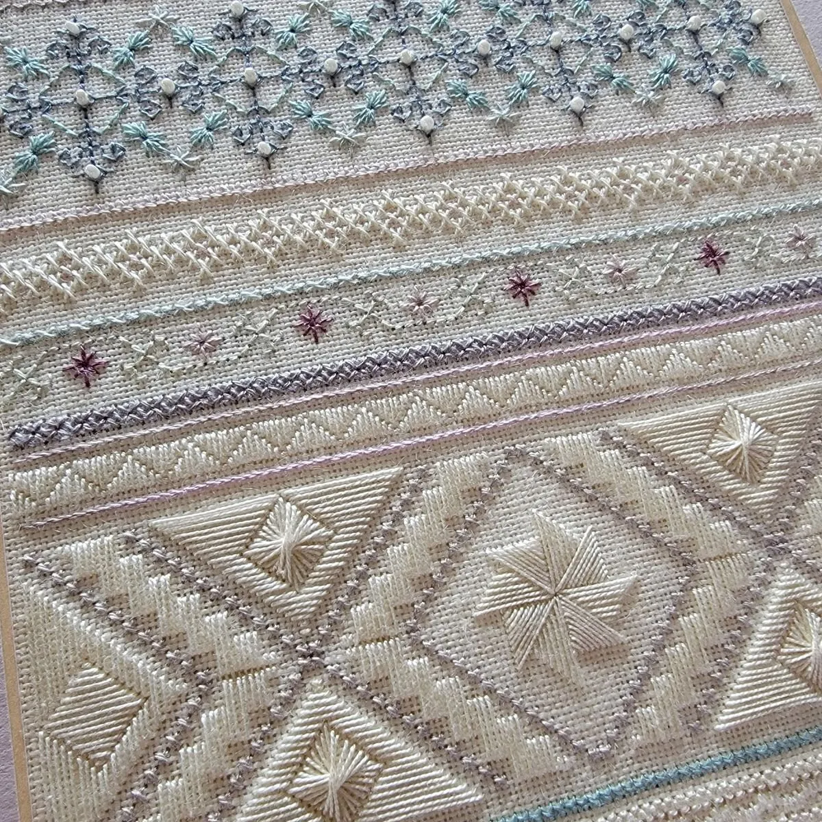 Spun Silk Sampler Thread Pack