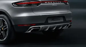 Stainless-steel rear trim- Macan II