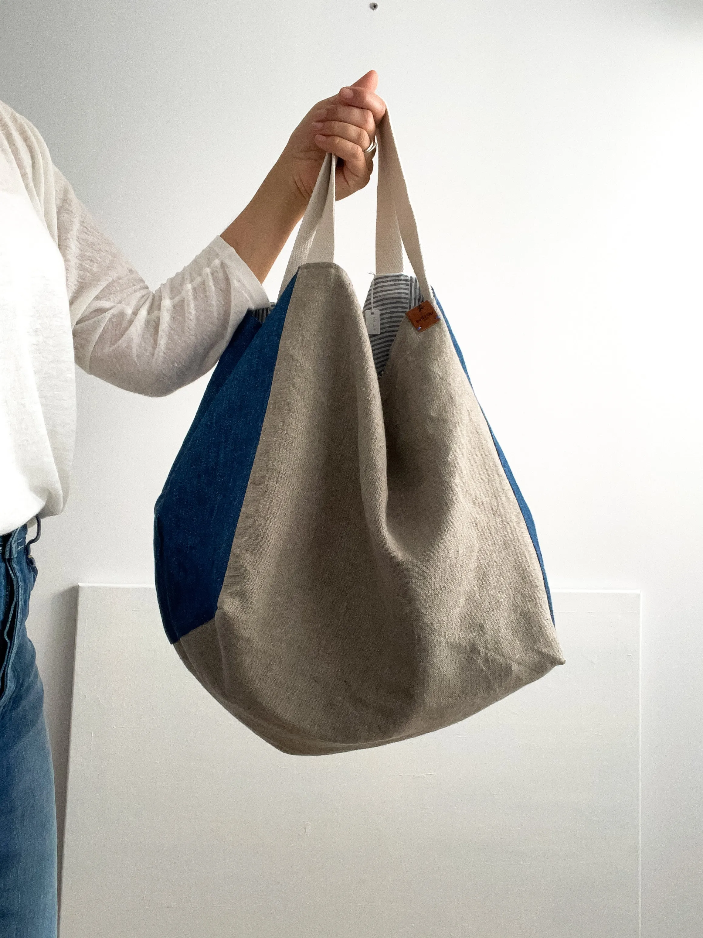 Takai bag: natural   indigo