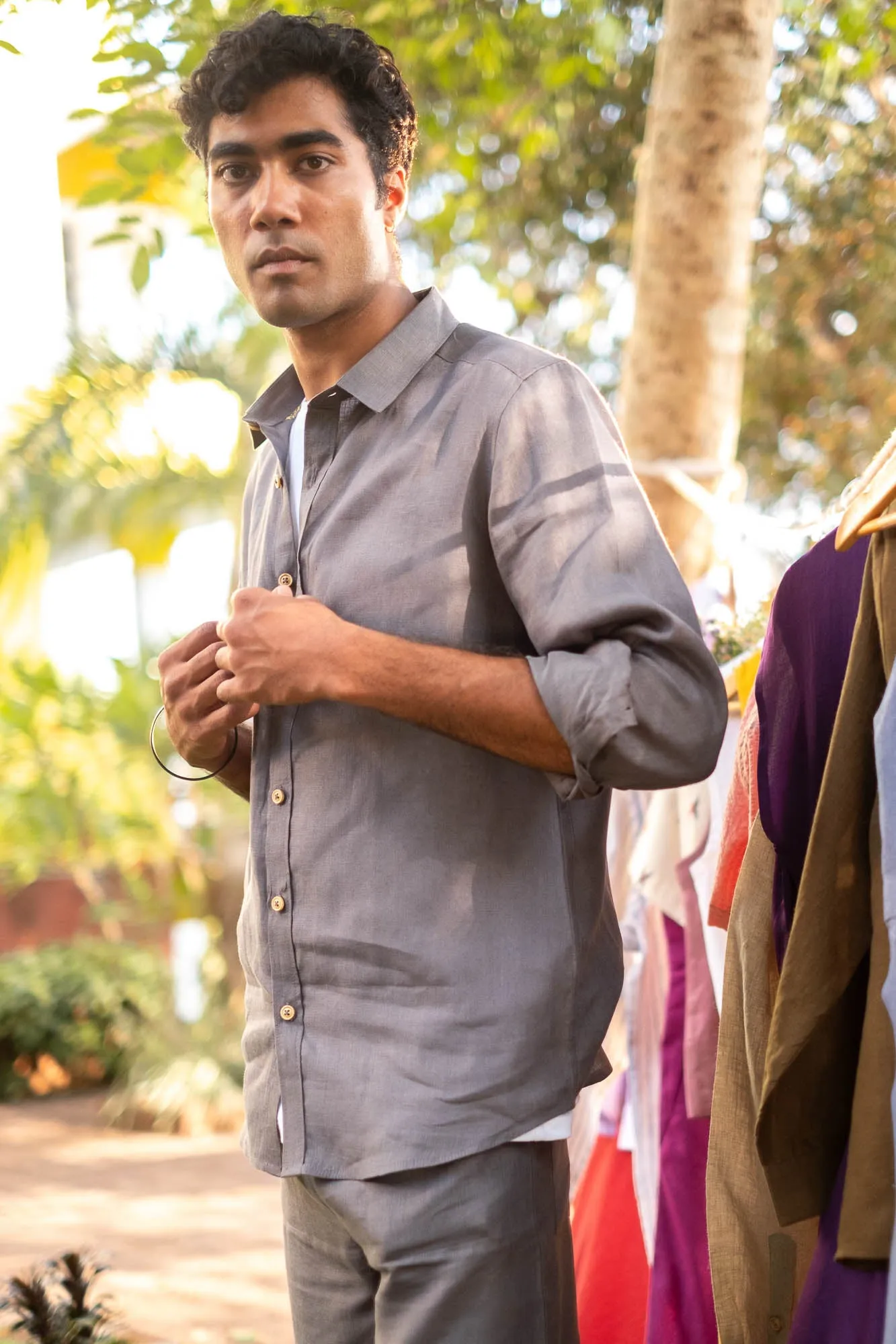 The Linen Pocketless Shirt
