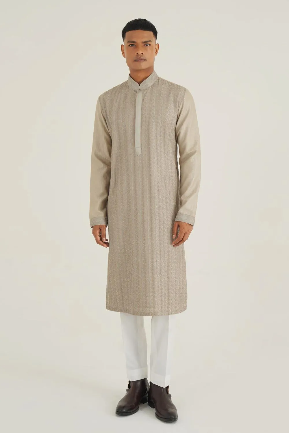 Thread Embroidered Kurta Set