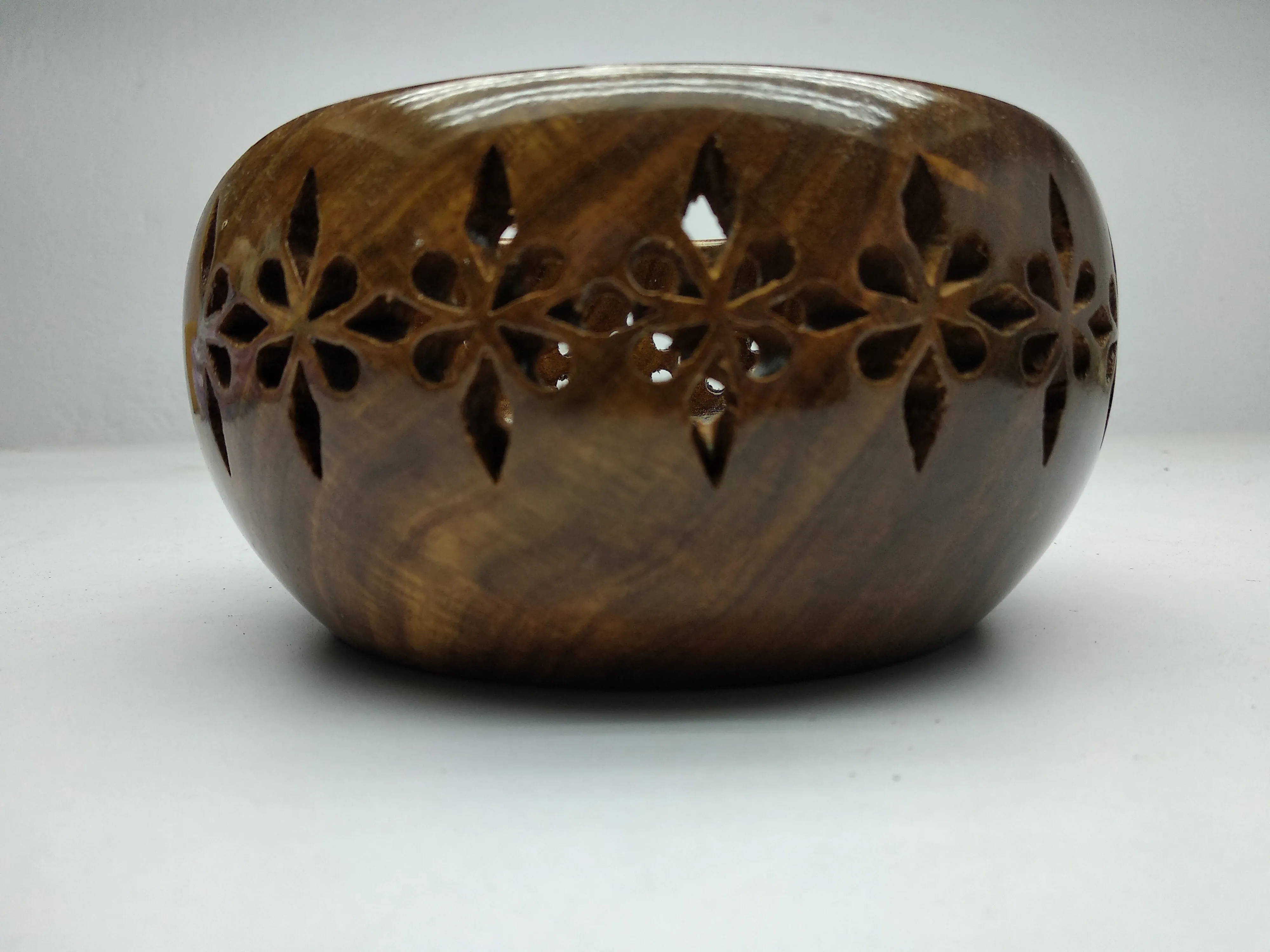 Yarn Bowl Rosewood and Circular Knitting Needle