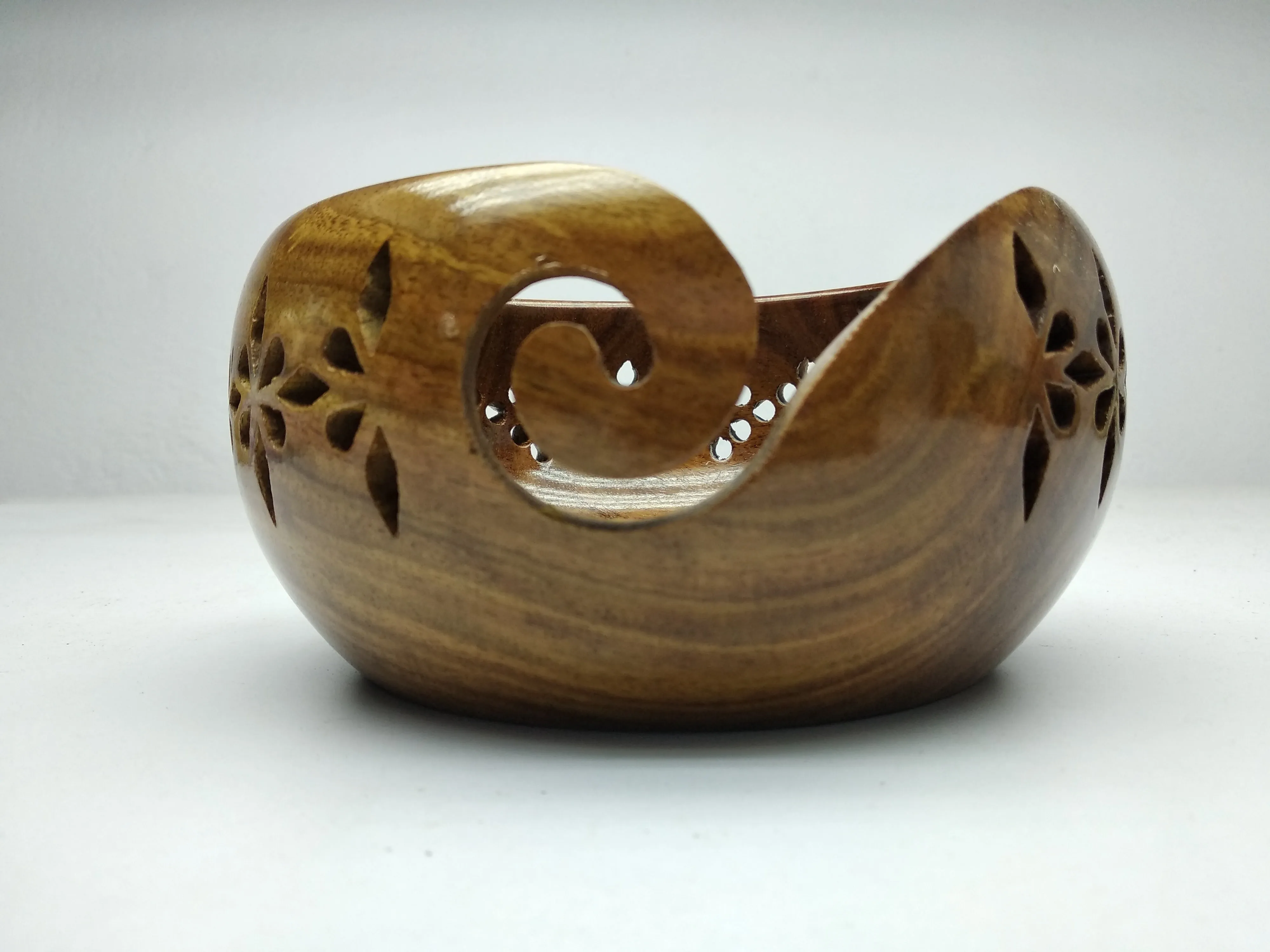 Yarn Bowl Rosewood and Circular Knitting Needle
